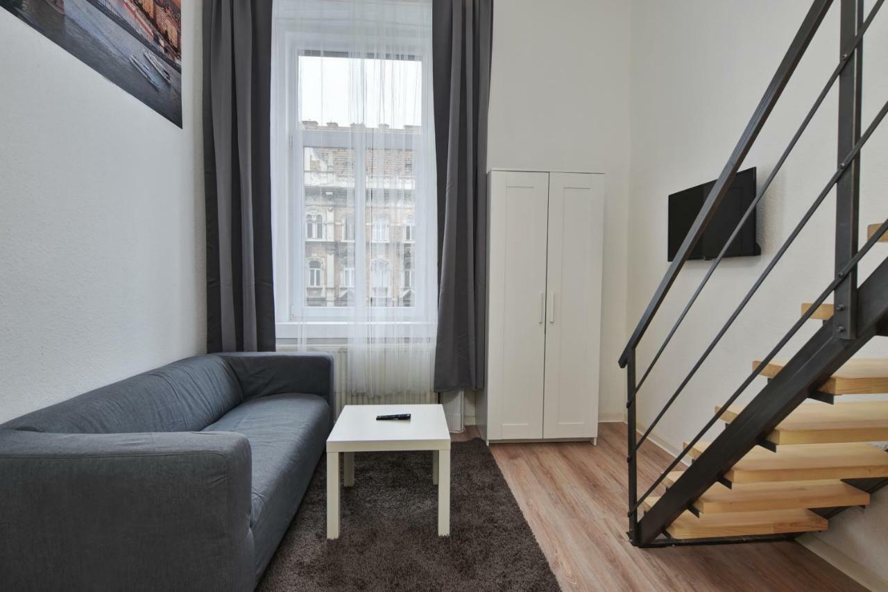 Heart Of Downtown Apartment Budapest Exterior photo