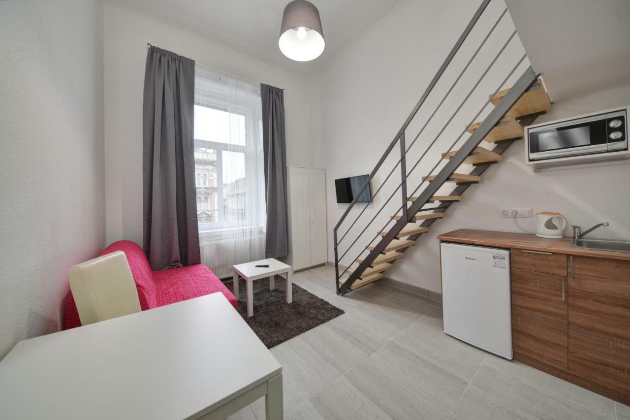 Heart Of Downtown Apartment Budapest Exterior photo